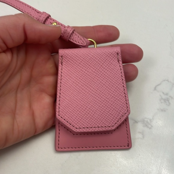 Prada bag tag - Picture 2 of 4